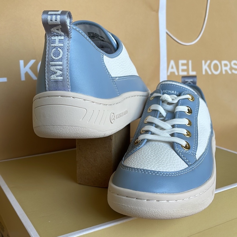 MICHAEL KORS SHEA LACE UP
FAUX LEATHER
49F3SHFS1L
PALE BLUE
NEW - Picture 3 of 16